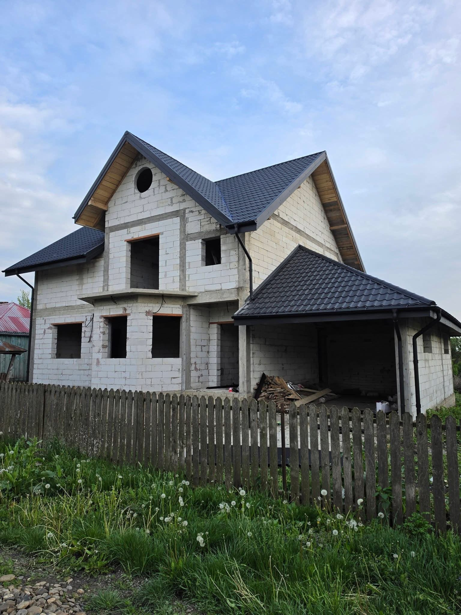 Acoperiș nou finalizat